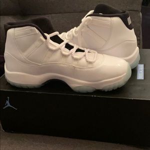 Jordan 11 retro legend blue